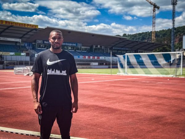 NIKE-Shirt "Skyline"